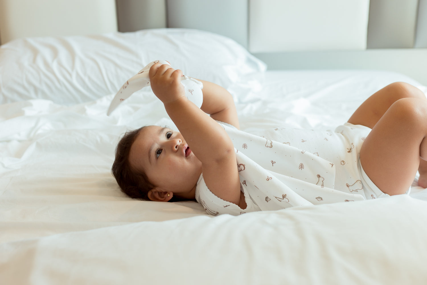 Body de bebé fácil de poner · Estampado pradera · Algodón Pima