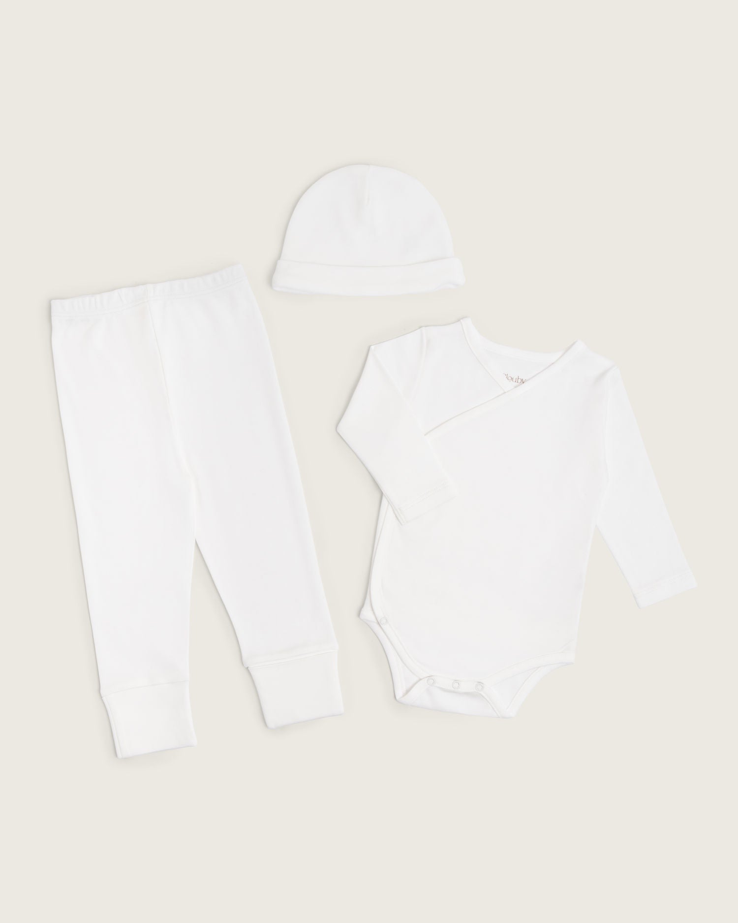 Set body kimono manga larga, pantalón convertible y gorro de bebé · Blanco Natural · Pima orgánico GOTS