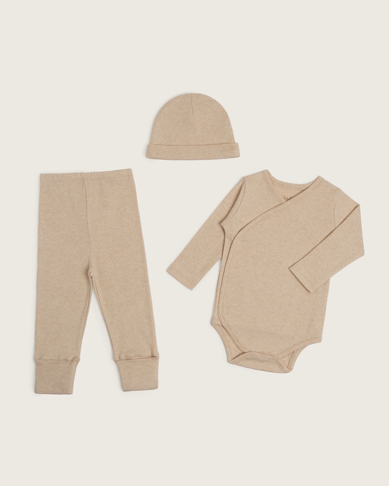 Set body kimono manga larga, pantalón convertible y gorro de bebé · Caramelo  · Pima orgánico GOTS