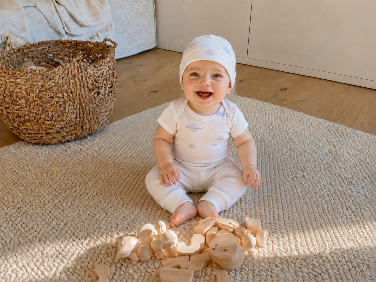 Baby hat · Planet print · Organic Pima GOTS