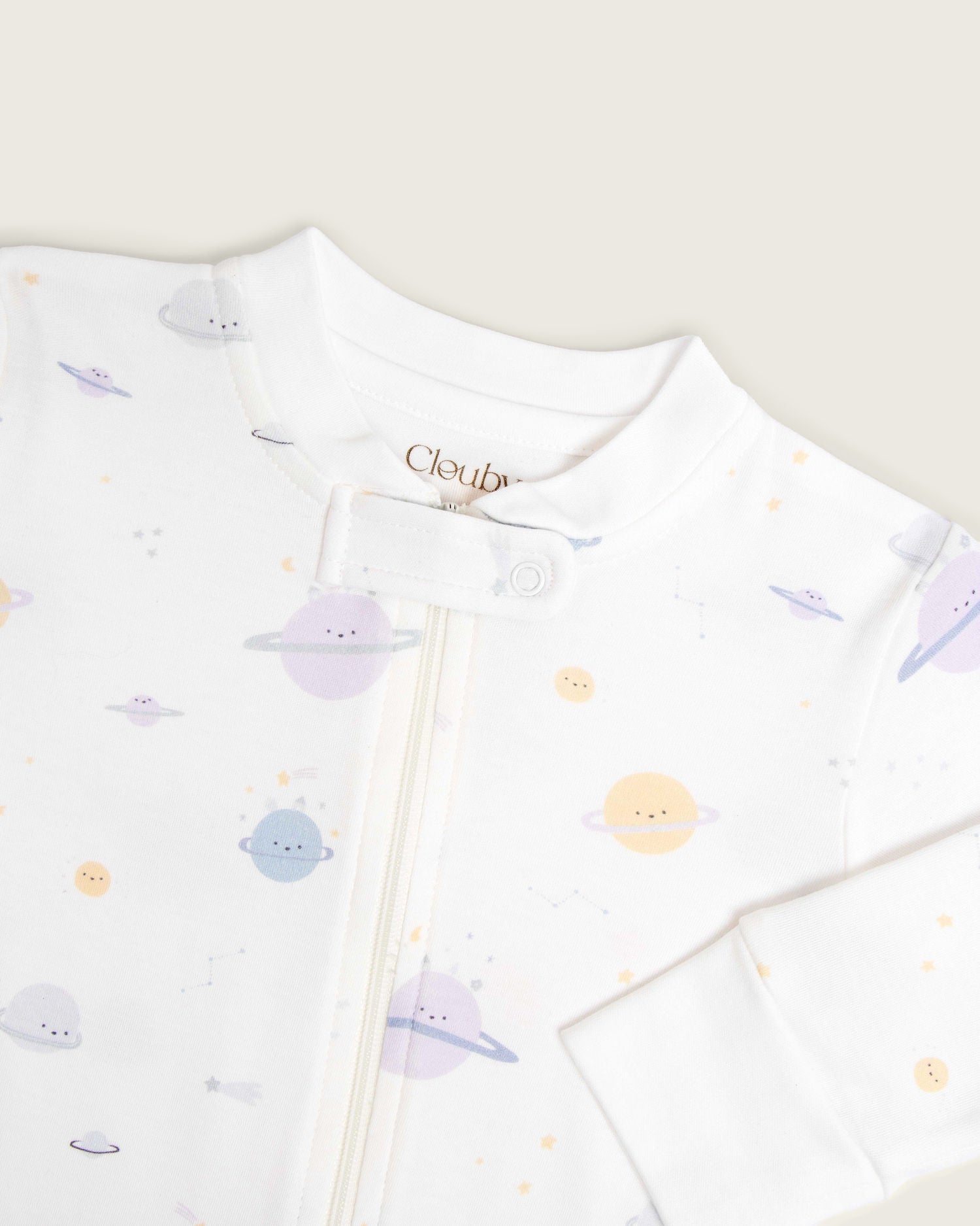 Pelele de bebé doble cremallera · Estampado planetas · Pima orgánico GOTS