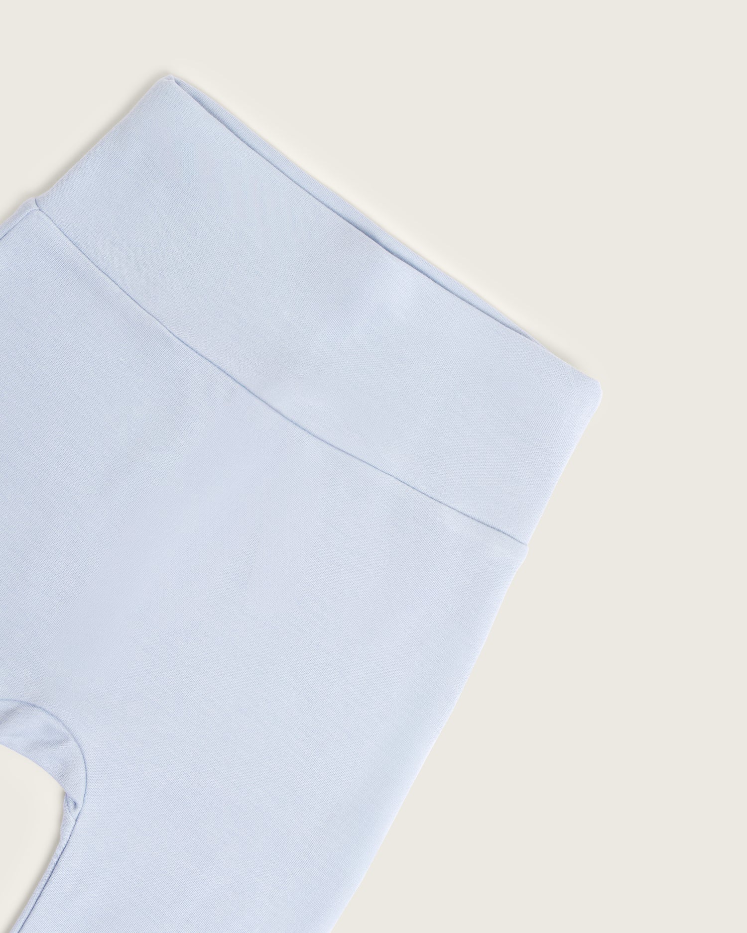 Pantalón de bebé con pies · Celeste · Pima orgánico GOTS